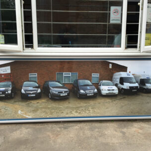 Outdoor Signage Versa Frame Aluminium Composite Worldwide Autos 02